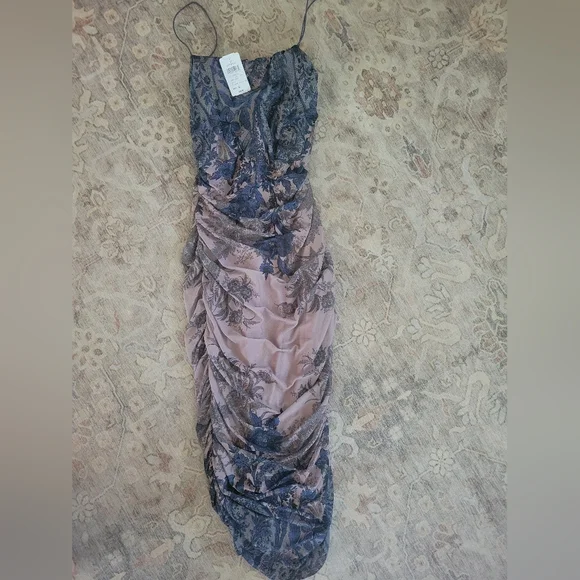 Floral Ruched Dress in Blue and Cream - Picture 2 of 4